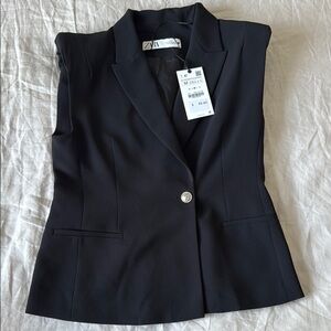 🛑🛑SOLD🛑🛑. Zara Black Tailored Blazer Vest